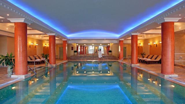 Oddýchnuť si môžete aj v luxusnom SPA centre, kde nájdete masáž