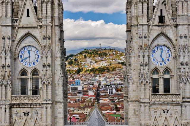 Quito - krásne hlavné mesto Ekvádoru. CeloDeňná prehliadka jedn