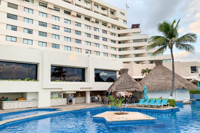 Royal Solaris Cancun - uprednostníte bazén alebo more? foto: Ľu