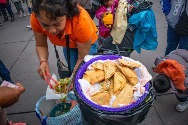 Mexický street food je famózny. foto: Laura Lackovičová - 