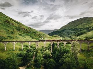 Škótsko: Edinburgh, gajdy, whisky a hrady
