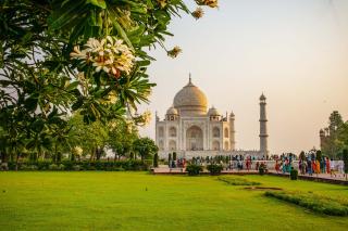Taj Mahal, India - zlatý trojuholník