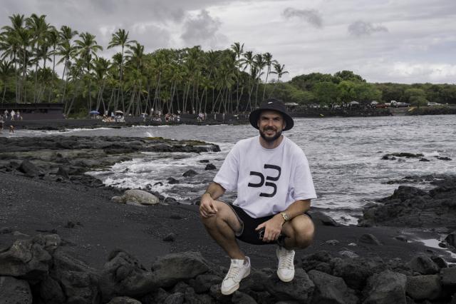 Čierne pláže s korytnačkami na ostrove Big Island. foto: Martin