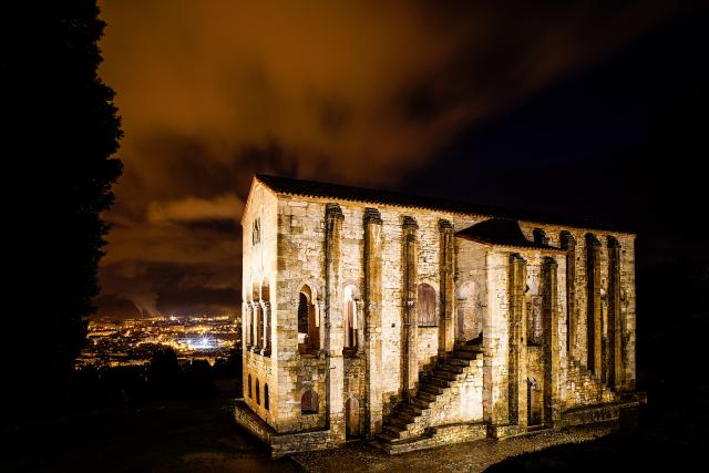 Údajne najkrajšia vyhliadka na mesto je od Iglesia de Santa Mar