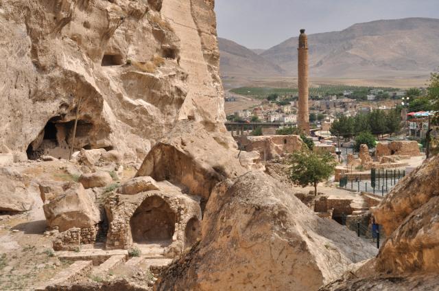Historický Hasankeyf leží už stáročia na brehu legendárnej riek