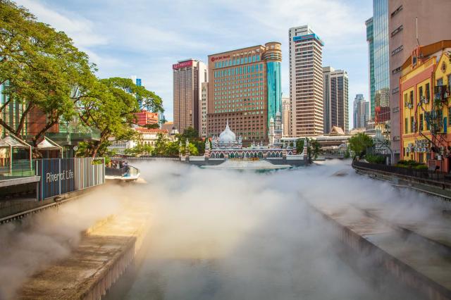 Miesto bahenného sútoku, ktoré dalo vznik názvu Kuala Lumpur. f