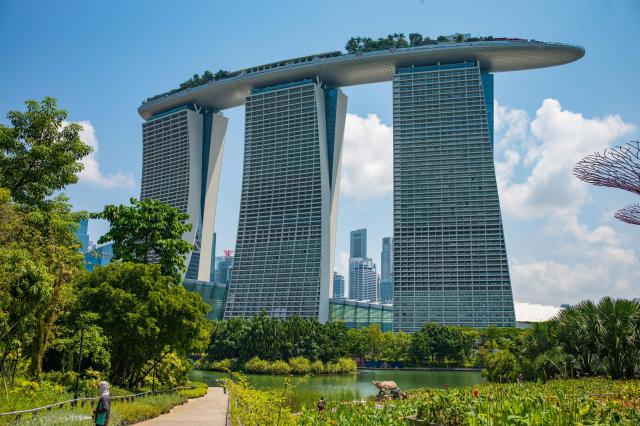 Hotel Marina Bay Sands je modernou ikonou Singapuru.
foto : Ľub
