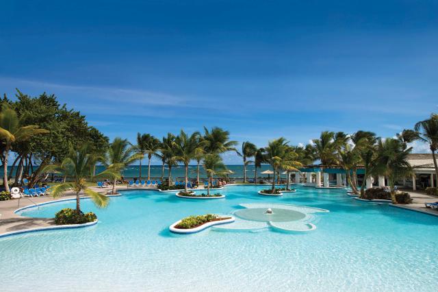 Náš základný hotel Coconut Bay beach resort and spa so službami