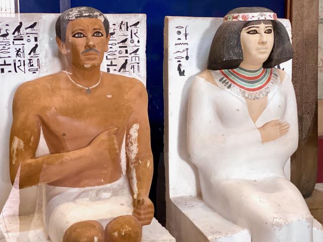 Princ Rahotep a jeho žena Nofret. Nádherné vsaDeňé oči, ktoré s