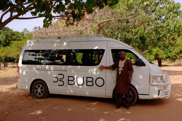Pohodlná  doprava na cestách Senegalom. 
Foto: Katarína Lišková