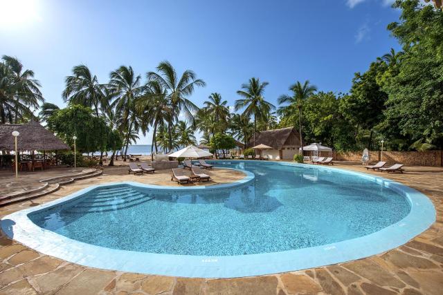4* Sandies Tropical Beach Resort a 5* Dream of Africa patria do