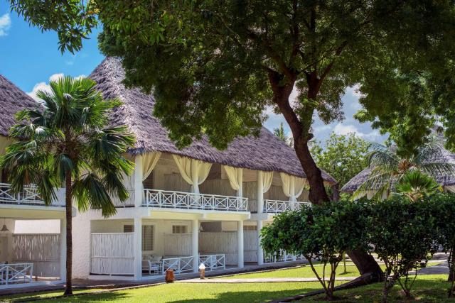Základný hotel 4* Sandies Tropical Village je populárny medzi r