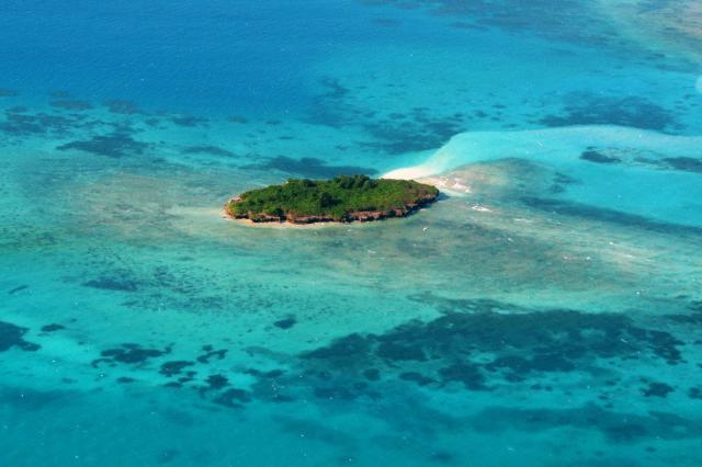 Zanzibar je súostrovie zložené zo 120 ostrovov a ostrovčekov. K