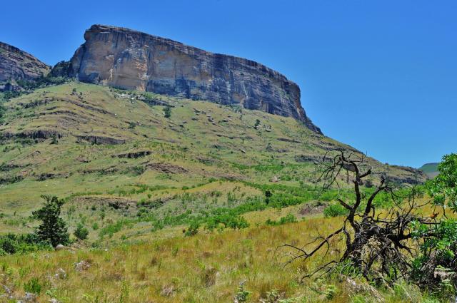 Hory v JAR a na náhornej plošine sa rozkladá Lesotho