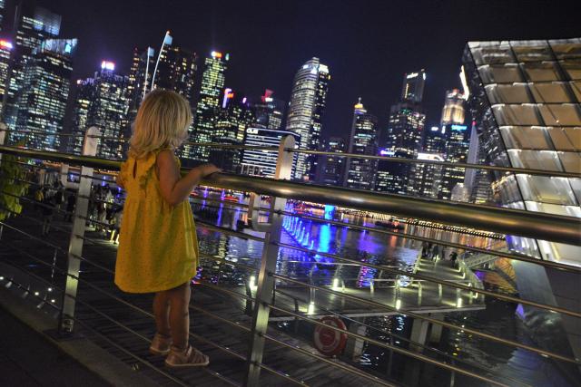 Každý večer zabáva laserová show v Singapure aj deti.  Foto: Jo