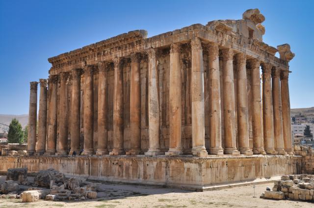 Baalbek je ôsmy div sveta! Baalbek to sú fantastické ruiny ríms