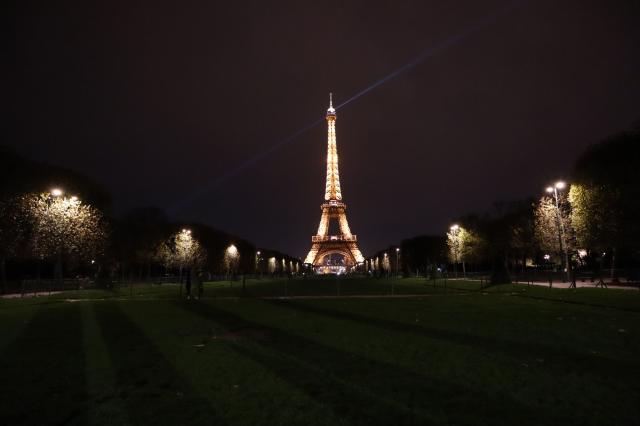 Večerná prechádzka Parížom.  Foto: Martin Lipinský - 