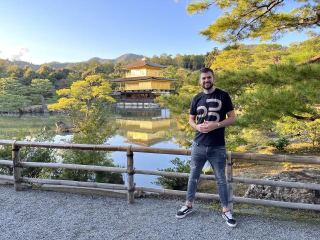 Nihon e yōkoso kon'nichiwa! Vitajte v krajine samurajov.
foto :