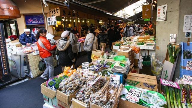 Návšteva Tsukiji marketu.
foto:  archív