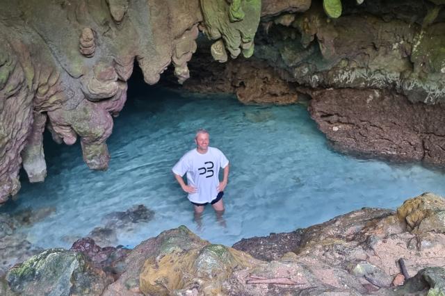 Legendárne modré grotto, ktoré je prepojené s otvoreným oceánom