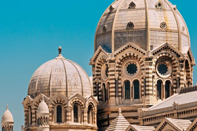 Orientálny vplyv na architektúru Baziliky nie je možné prehliad