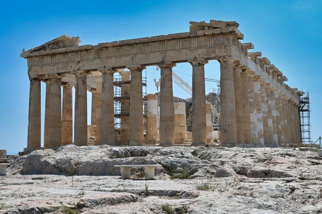 Symbol starovekých aj dnešných Atén. Slávny Parthenon, chrám bo