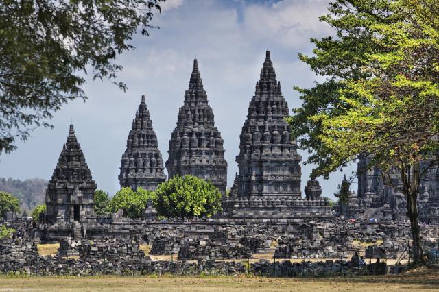 /uploads/galleries/7304/prambanan-dreamstime_xl_36698705.jpg