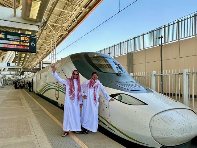 Rýchlosťou 300 km/h smerujeme do mesta Medina. Kto je zastarale