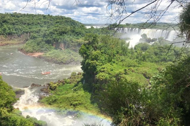 Úžasné Iguazu sú najväčšou sústavou vodopádov našej planéty. fo