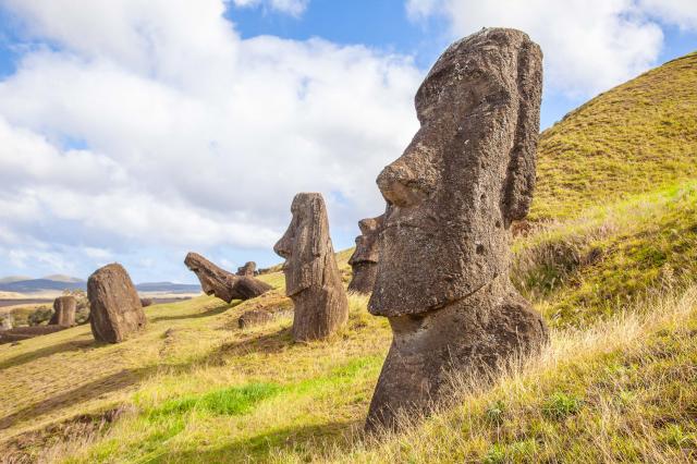 Najväčšia záhada ostrova - sochy Moai. foto: Samuel Kĺč – 