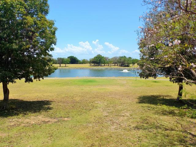 Rezort Melia Las Americas, adults only, je priamo vedľa golfové