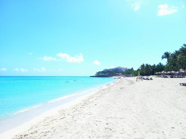 Za výhodný doplatok odporúčame výborný hotel Melia Varadero. Pl