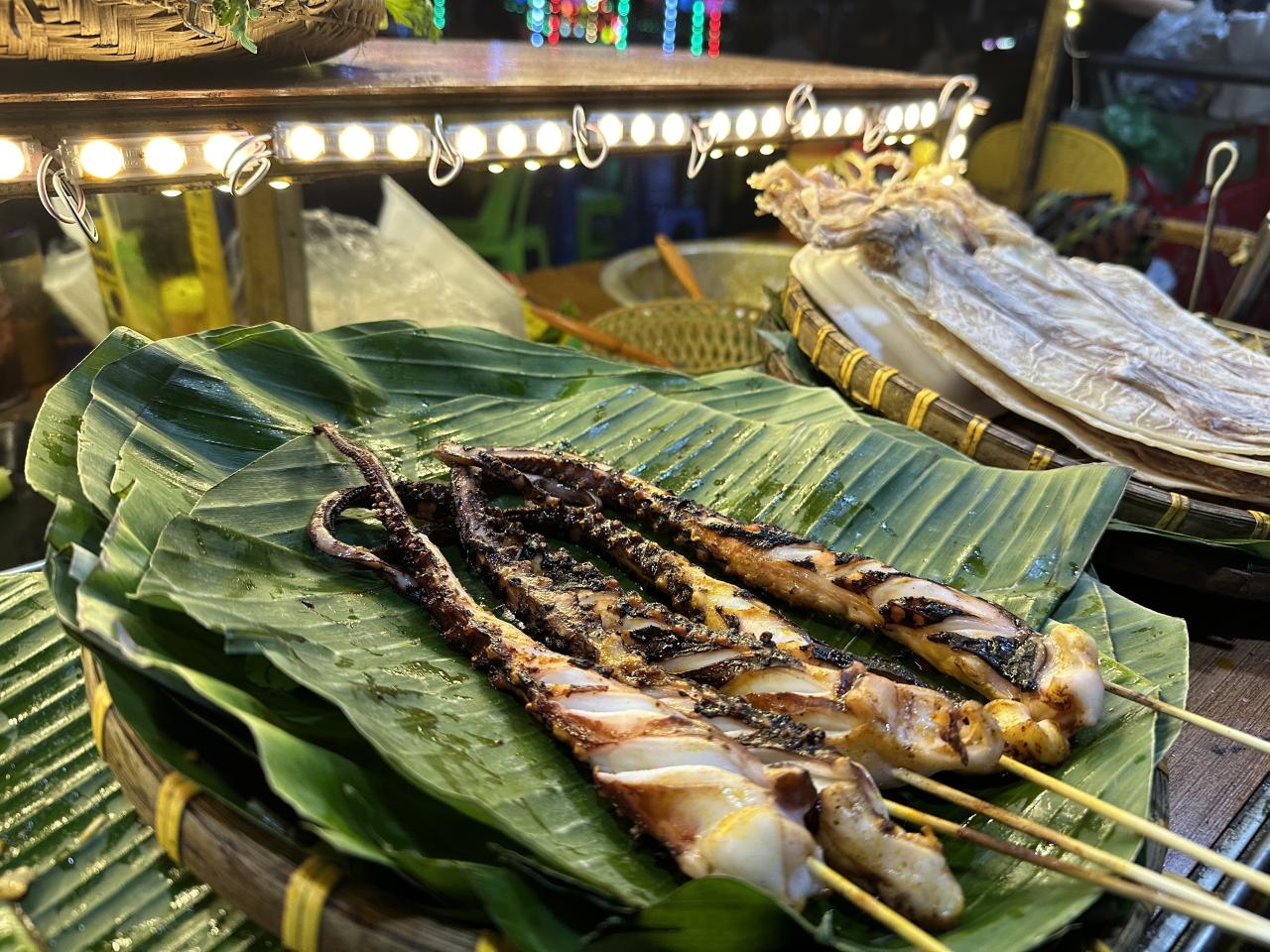 Vône street foodu v uliciach Saigonu na vás zaútočia z každej s