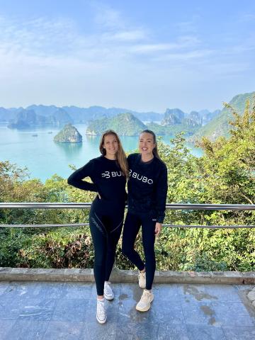 Do Halong Bay chodievame pravidelne a  je tu ako doma. Foto: Lu