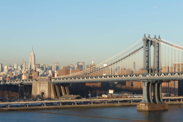 New York - Prejdite sa Brooklynským mostom do Brooklyn Heights.
