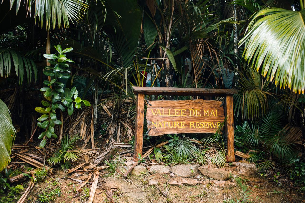 Vallee de May na ostrove Praslin je pod patronátom UNESCO. Práv