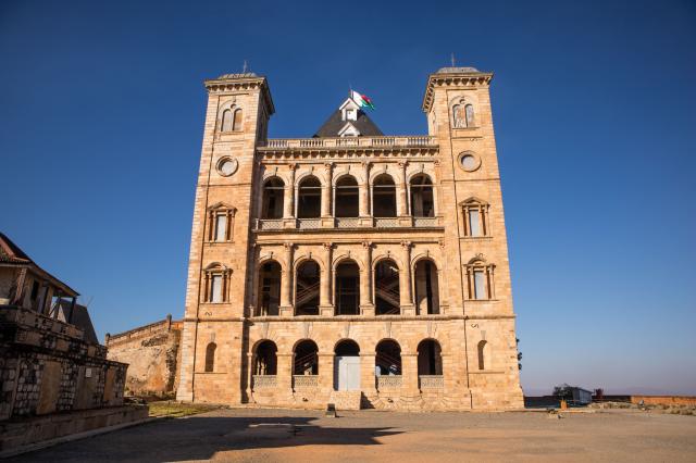 V hornom meste nájdeme kráľovský palác Rova.
Foto: Jakub Kopča 