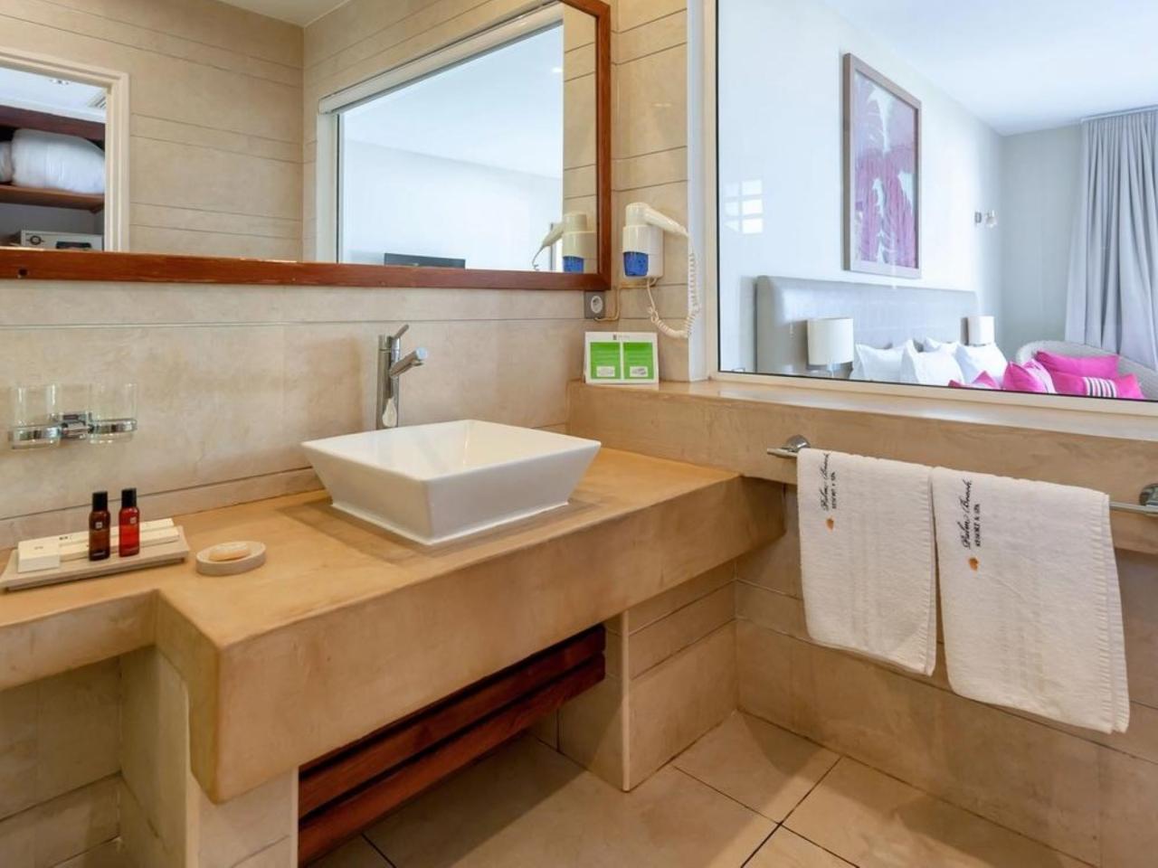 Kúpeľňa izby typu Deluxe. Foto: archív - Palm beach resort