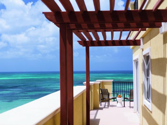 Oddychujte v hoteli Ritz na tropickom ostrove Aruba za doplatok
