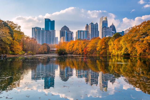 Piedmont park je len jedným z mnohých v centre Atlanty.