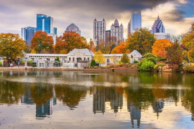 Atlanta je domovom viacerých spoločností. Najznámejšia je asi C