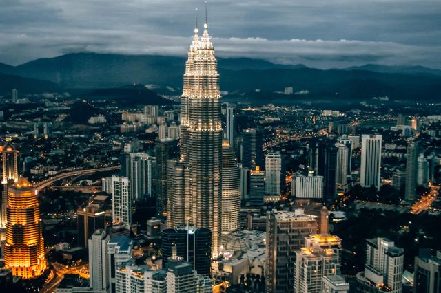 Každé mesto má iné čaro v noci, Kuala Lumpur nie je výnimka.
fo