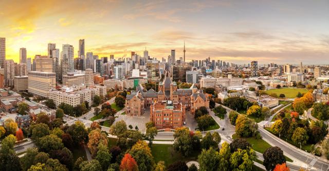 Výhľad na panorámu Toronta. foto:  - archív