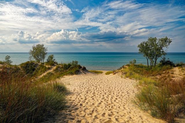 V Národnom parku Indiana Dunes sa budeme prechádzať po piesočný