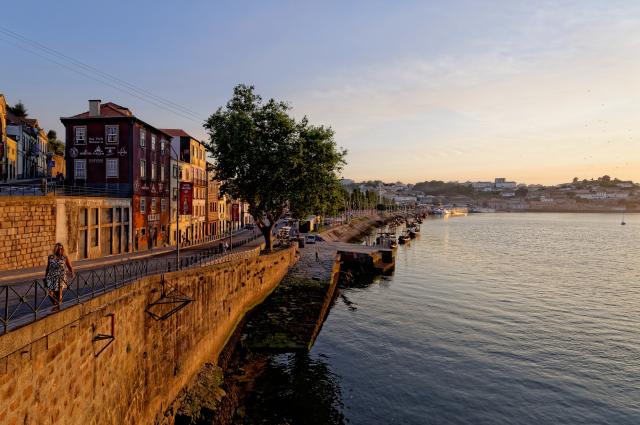 Na brehoch rieky Douro sa nachádza veľa malých quint - miestnyc