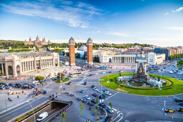 Španielske námestie v Barcelone pod pahorkom Montjuic patrí med