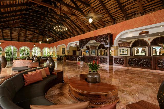 Oddychujte vo výbornom rezorte Iberostar Paraiso. Jeho bližší p