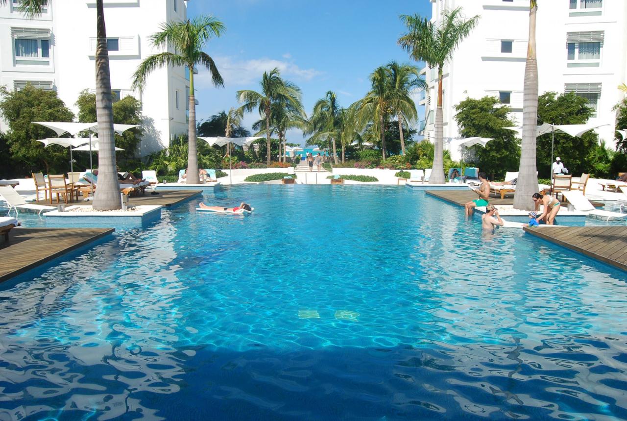 Turks and Caicos - Gansevoort hotel