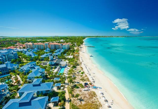Turks and Caicos - Grace beach na jej konci