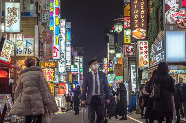 Prejdeme sa spolu večernými ulicami Shinjuku. Foto: Martin Šimk